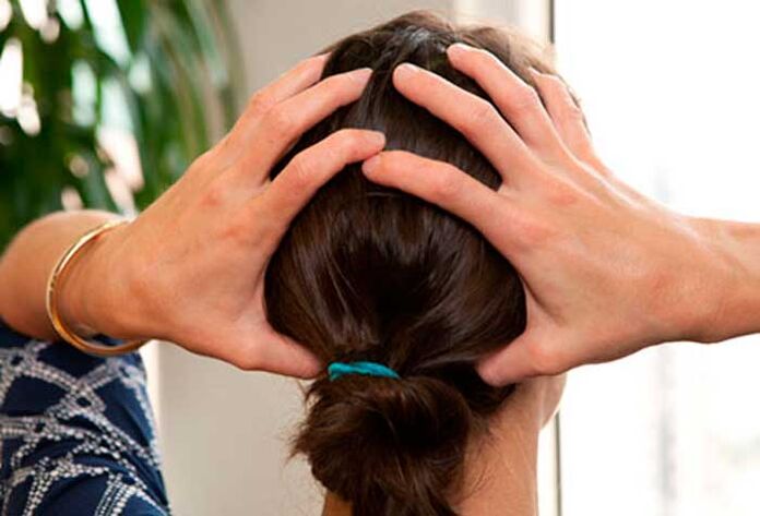 Hoofdmassage met cervicale osteochondrose